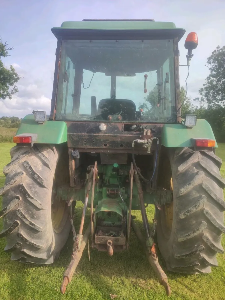 John Deere 3040 - Image 2