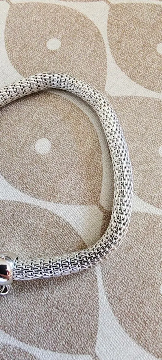Silvertone bracelet - Image 4