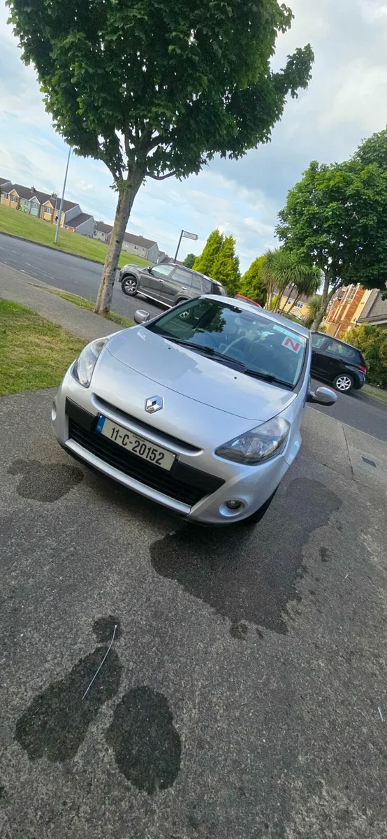 Renault Clio 2011 - Image 1
