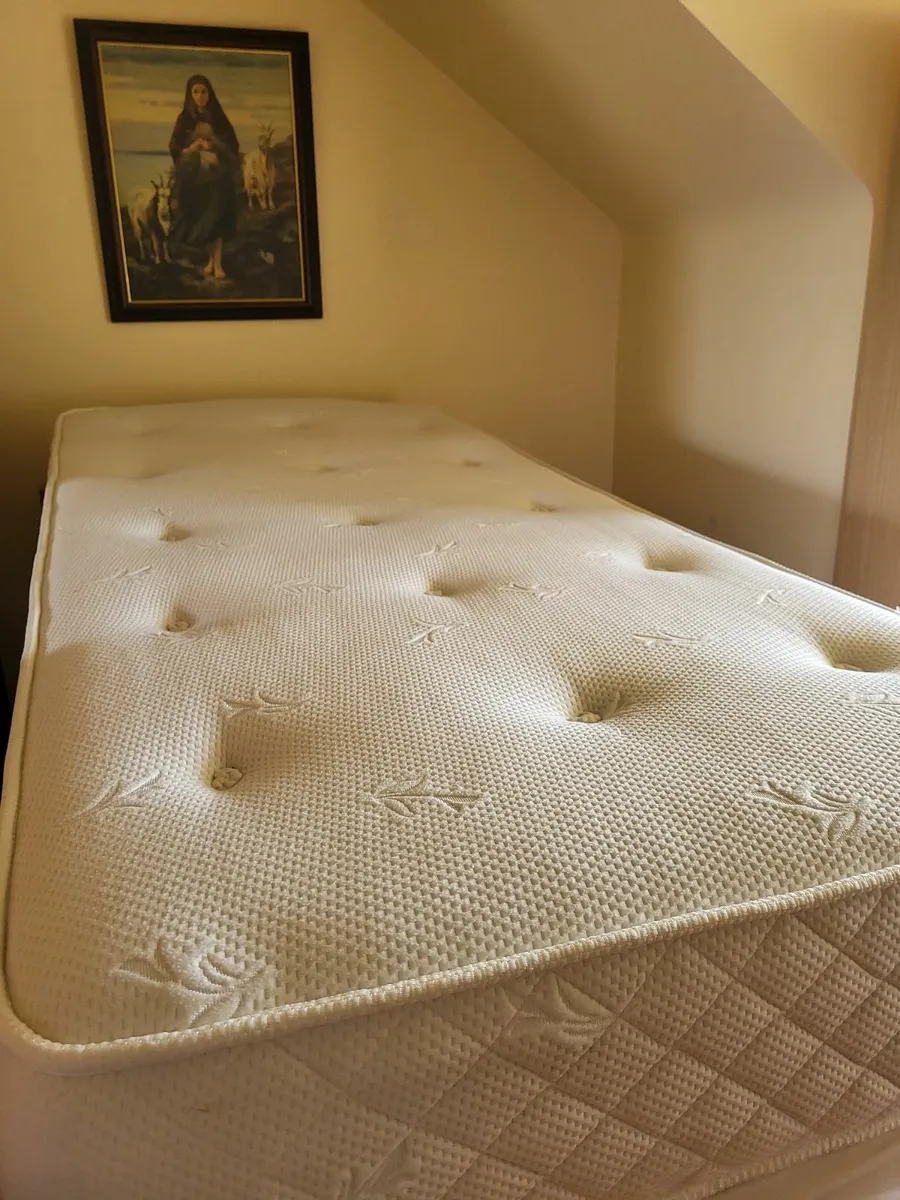 Furniture - Image 3