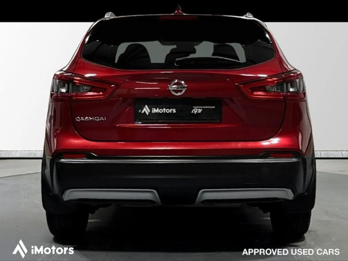 Nissan QASHQAI 1.5 DSL SV Premium SS Part LEA - Image 4