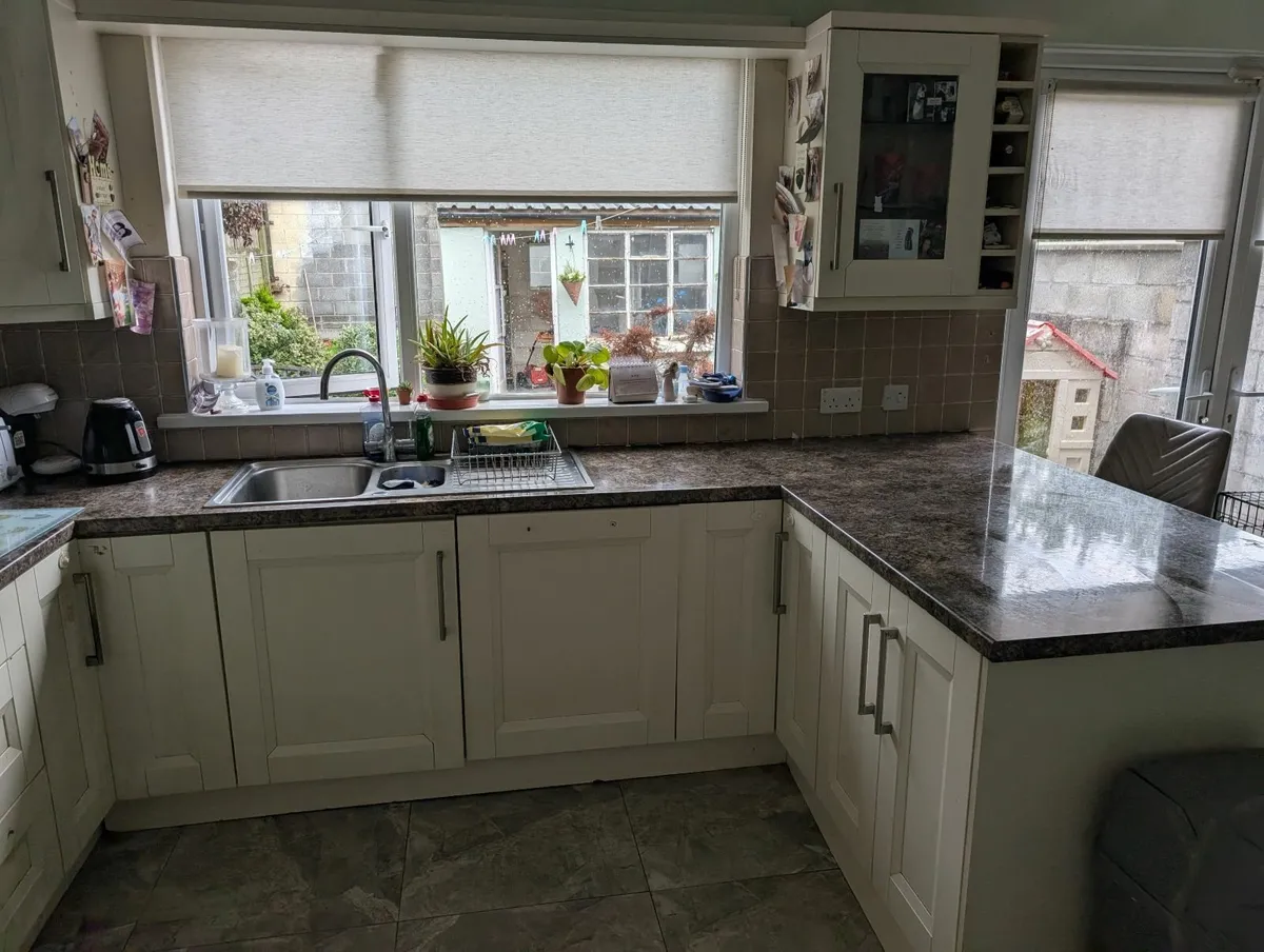 Kitchen - Image 3