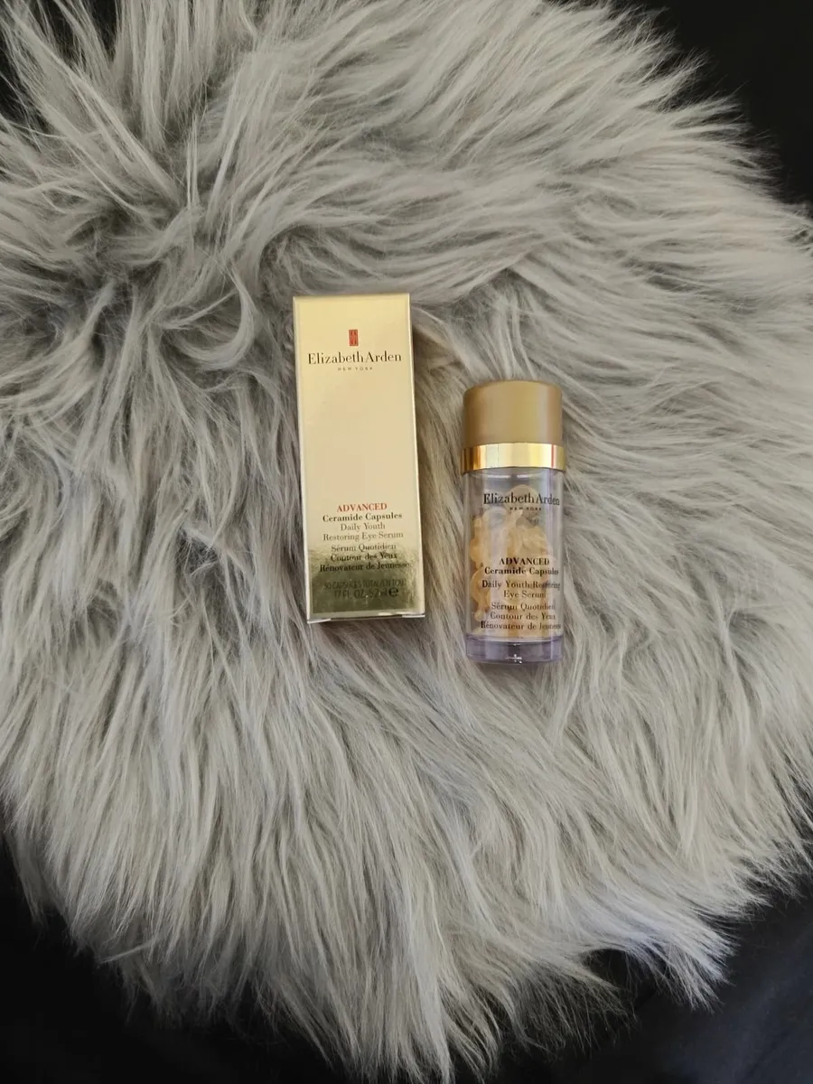Elizabeth Arden eye serum