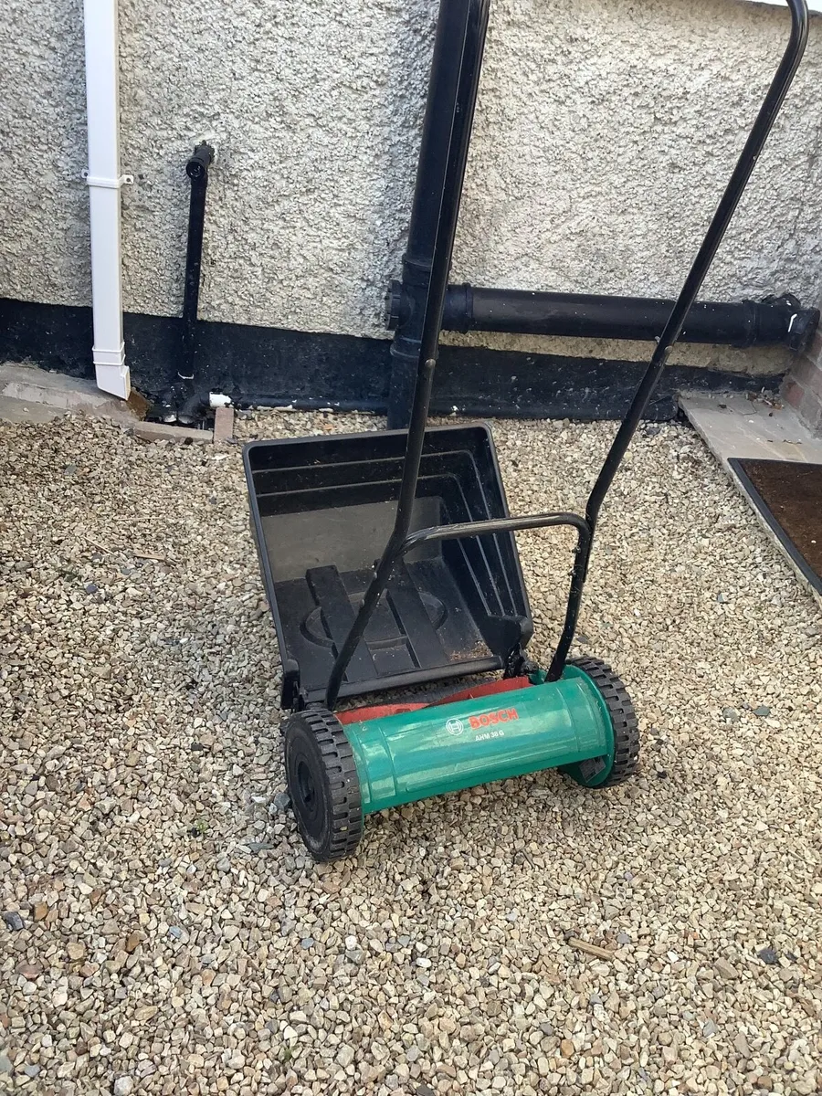 Lawn mower Qualcast h38 - Image 1