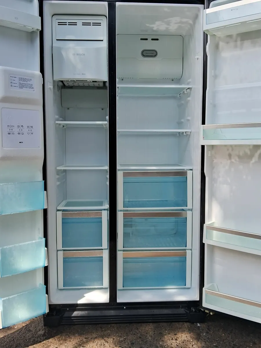 BOCSH AMERICAN FRIDGE AND FREEZER FULL - Image 2