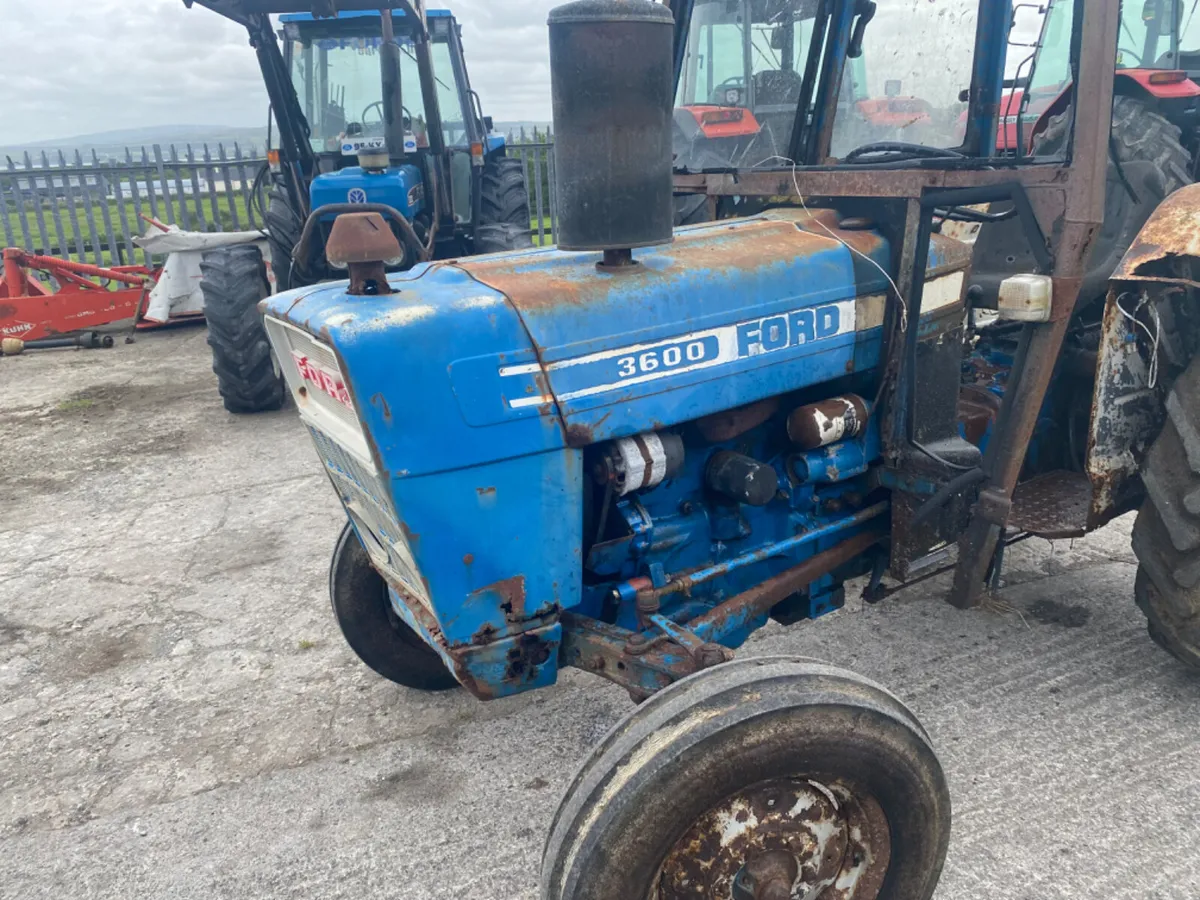 Ford 3600 - Image 2