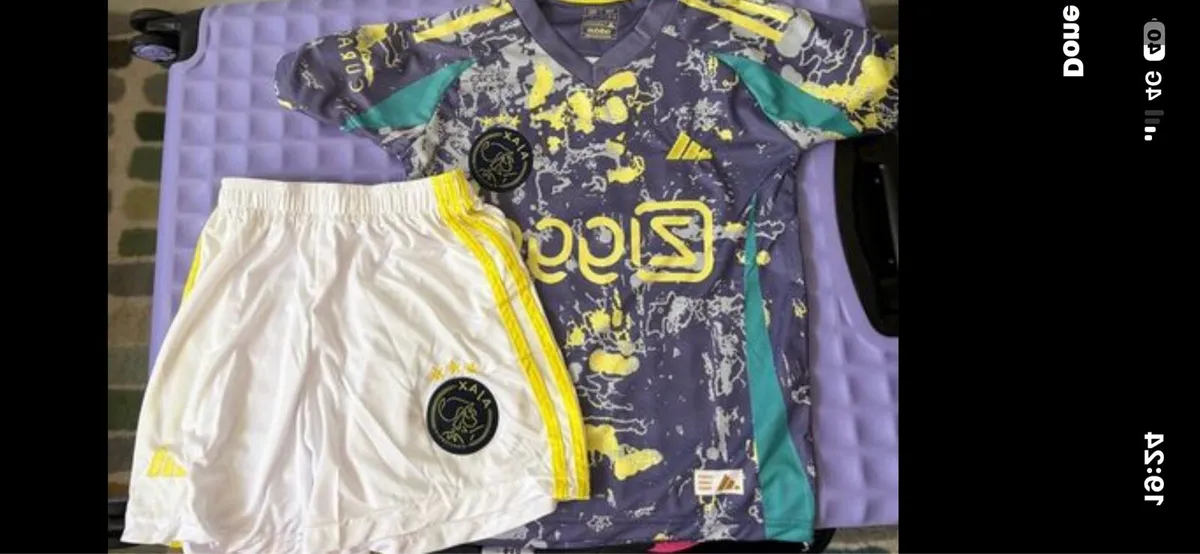 boys football kit - Image 4