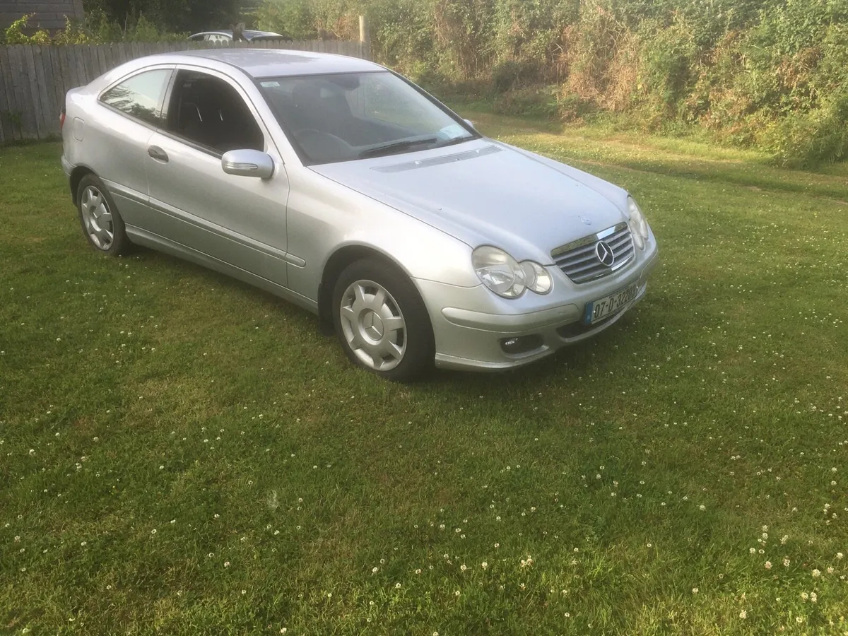 Mercedes’ Benz C180 Sports Coupe - Image 1