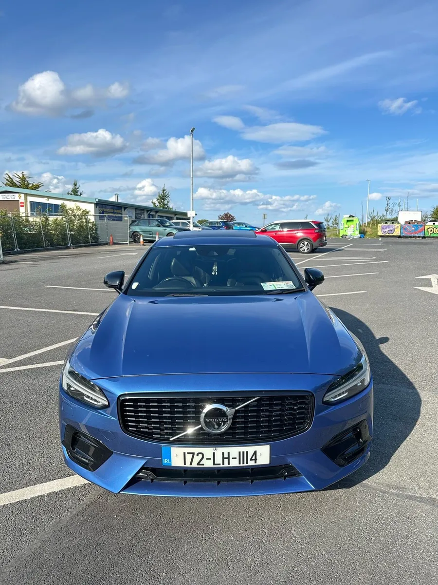 Volvo S90 2017 - Image 2
