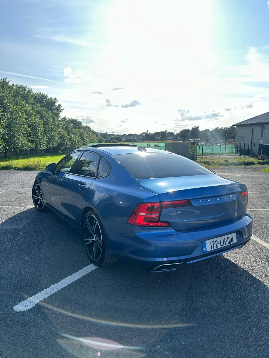 Volvo S90 2017 - Image 4