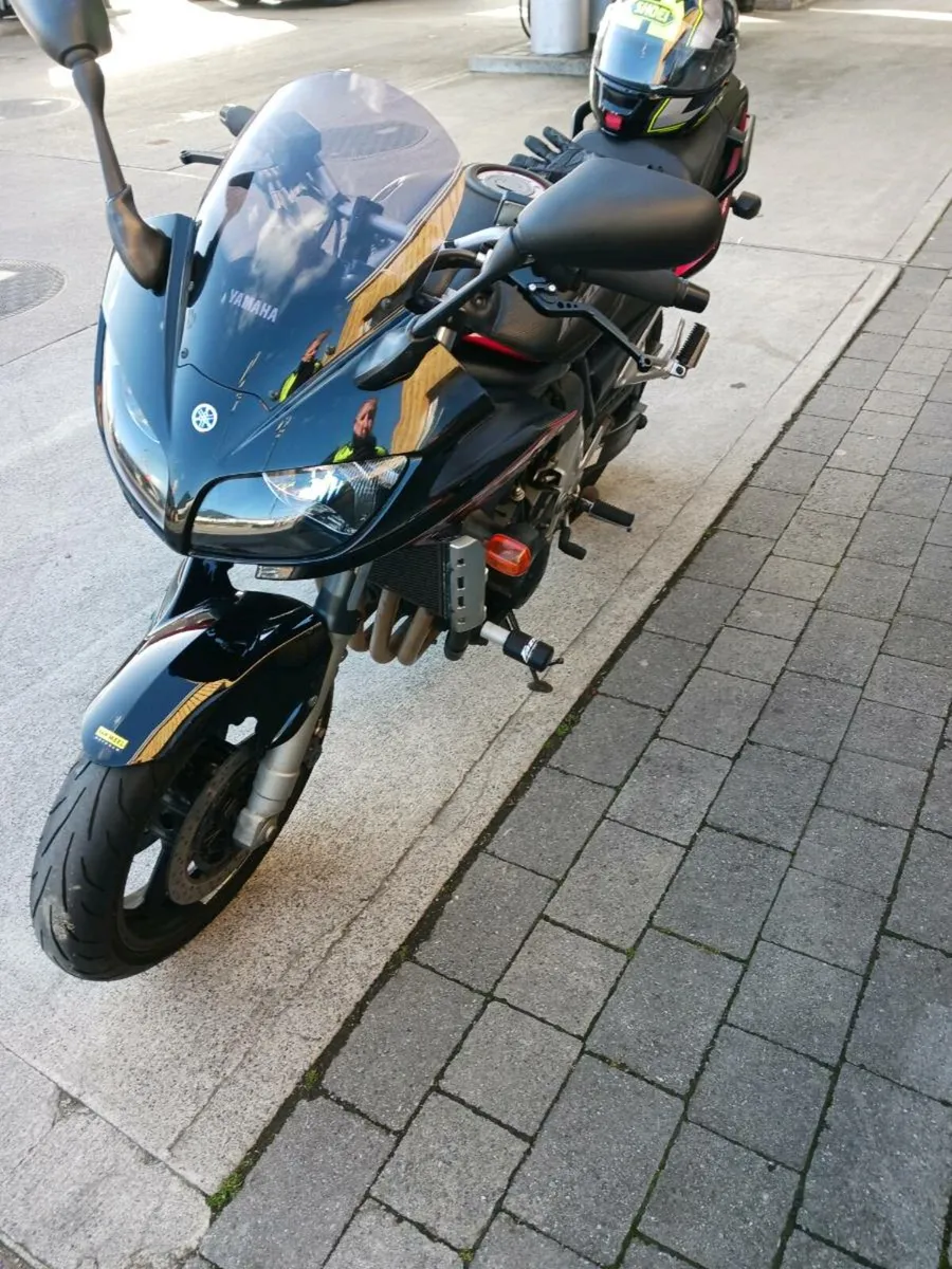 YAMAHA FAZER 1000 - Image 4