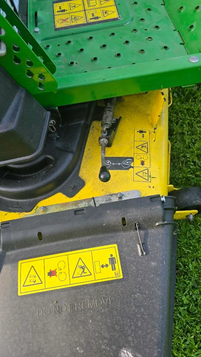 John Deere 48" zero turn - Image 2