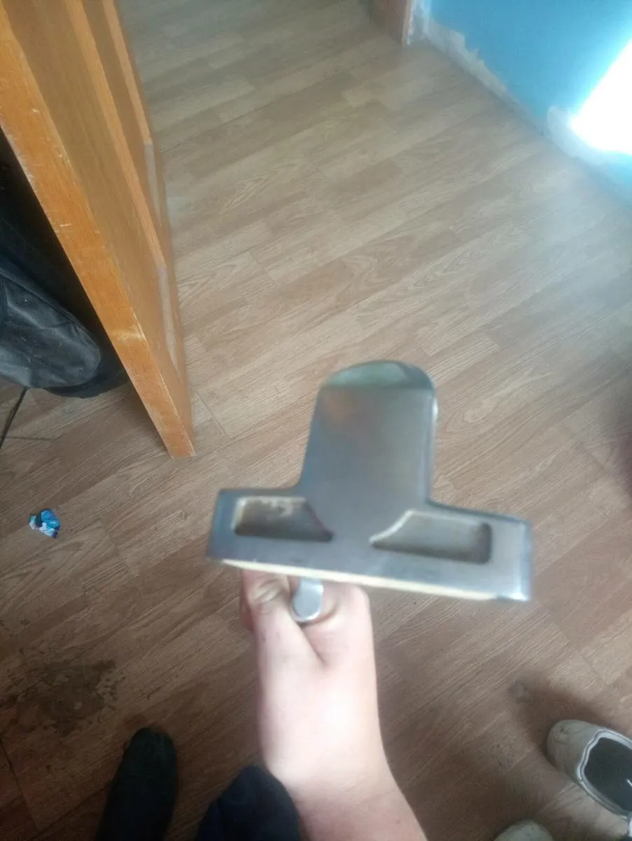 Golf club - Image 1