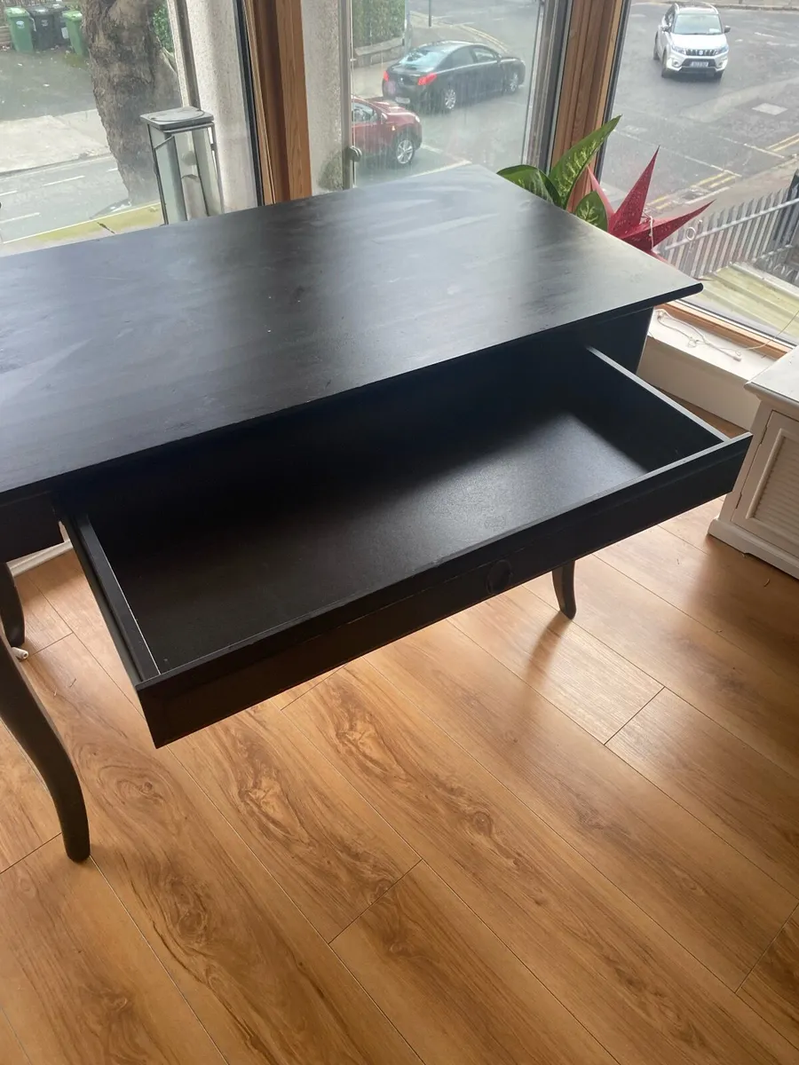 Desk - Image 3