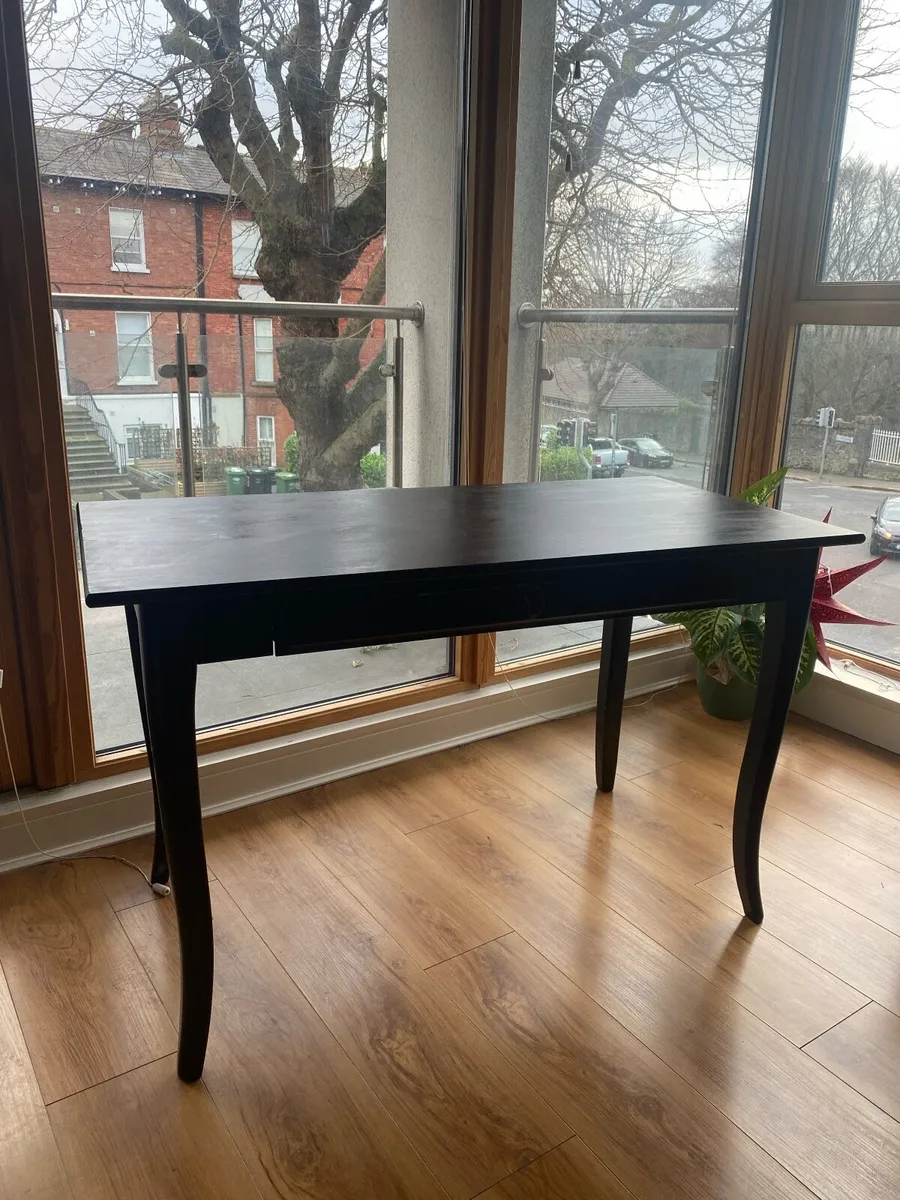 Desk - Image 1