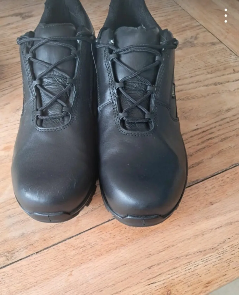 Haix safety shoes new with tags - Image 2