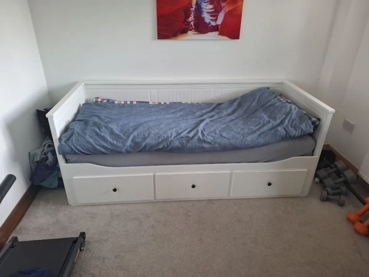 furn - Image 1