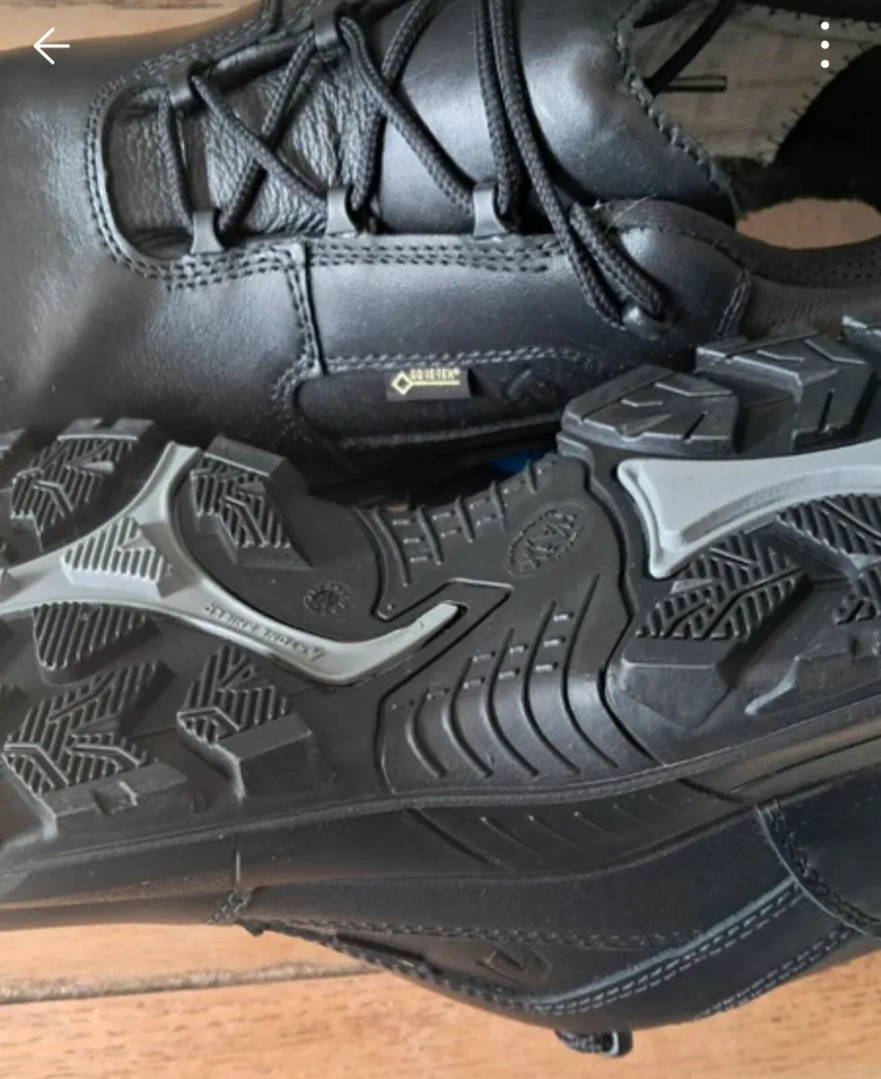 Haix safety shoes new with tags - Image 4