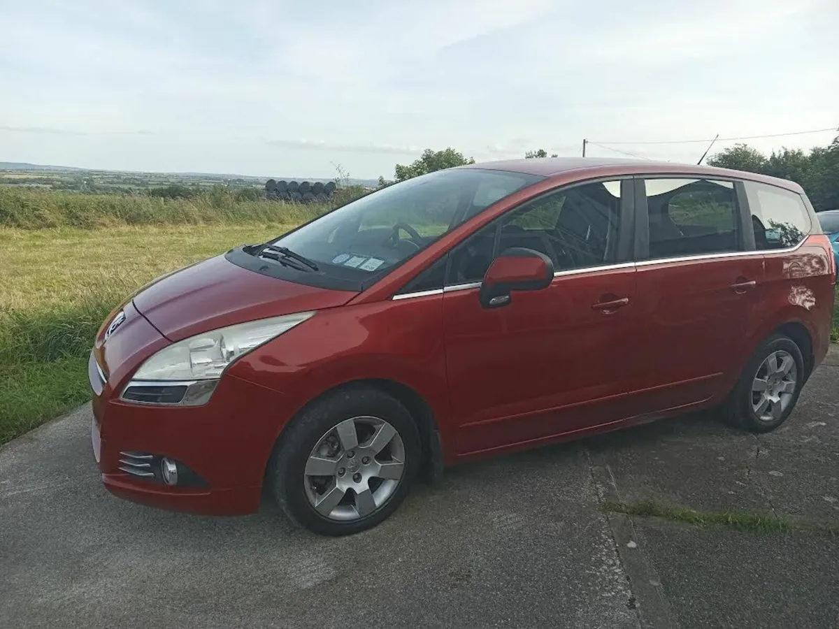 Peugeot 5008 2010 - Image 4