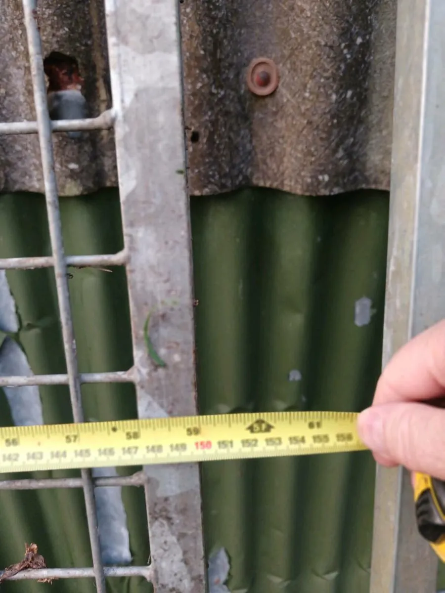 Galvanised steel Dog Cage - Image 4