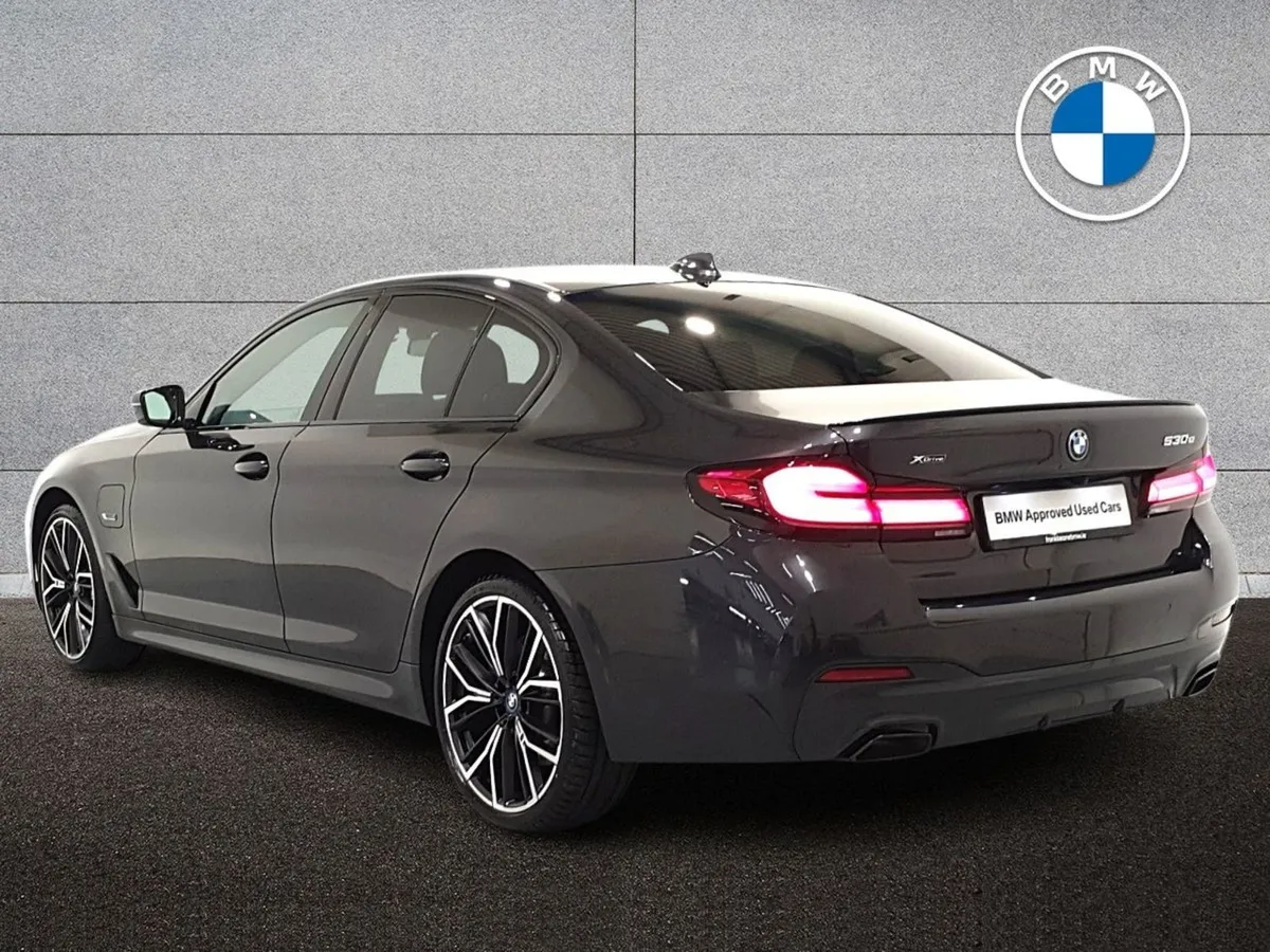 BMW 5 Series 530e Xdrive M Sport Saloon - Image 2