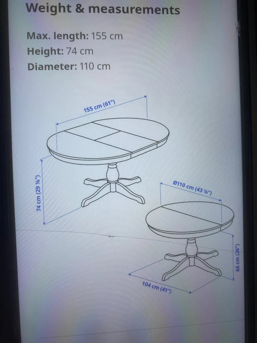 Table and chairs - Image 3