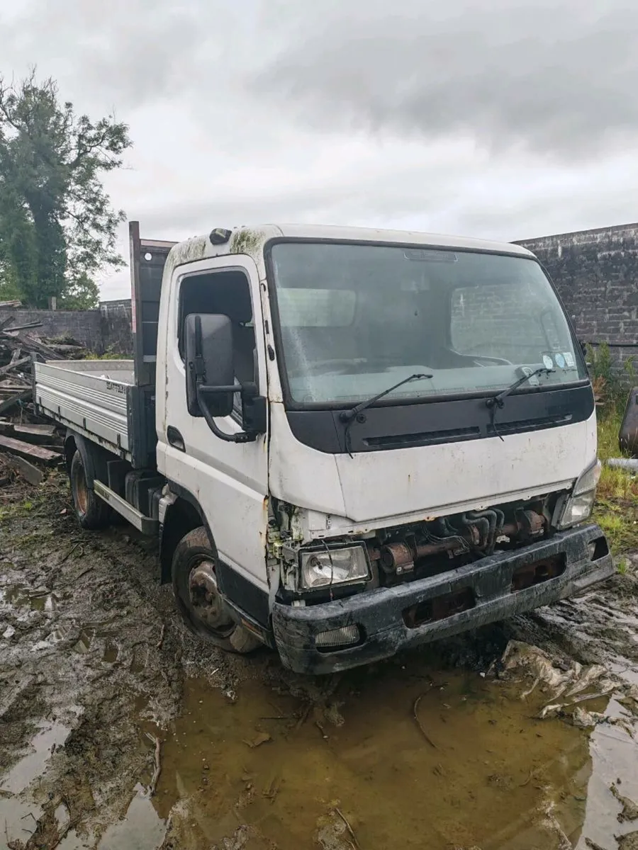 08 Mitsubishi Canter - Image 1