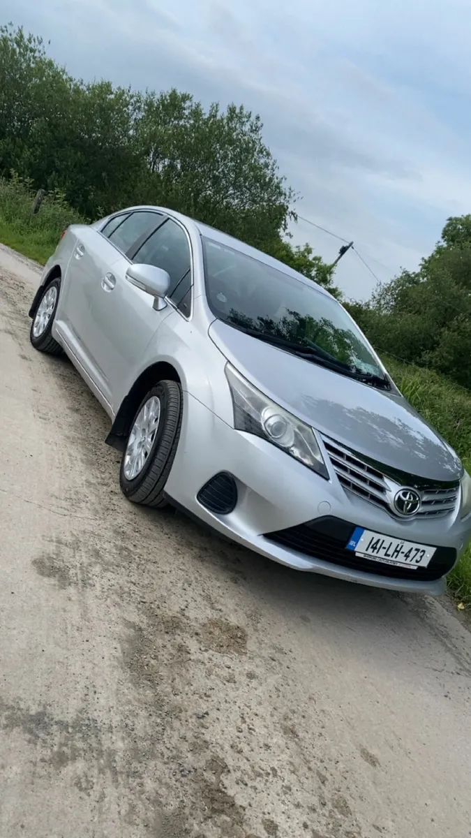 Toyota Avensis 2.0 D4D Terra - Image 1