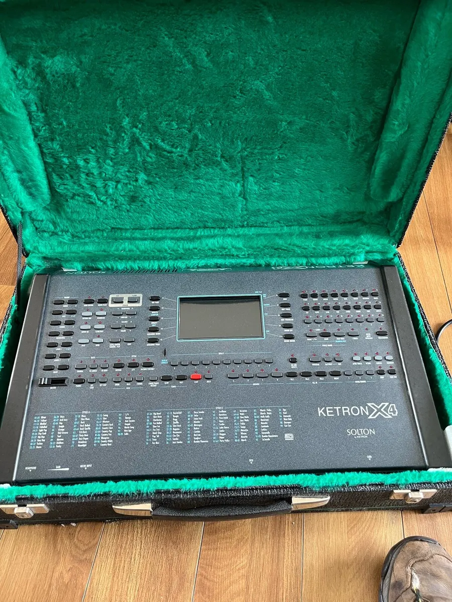 Ketron expander - Image 1