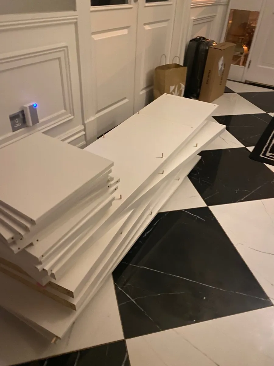 FREE IKEA 16 Cube Kallax unit - Image 3