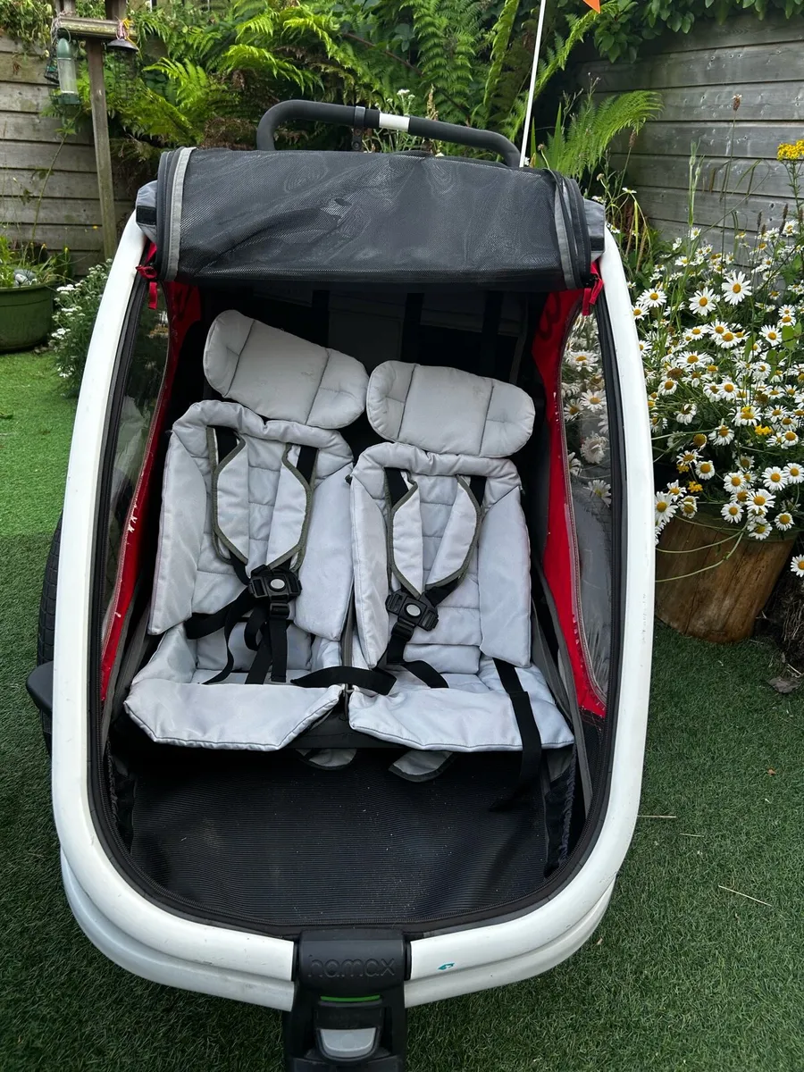 Hamax Outback Bike Trailer with cover - Image 3