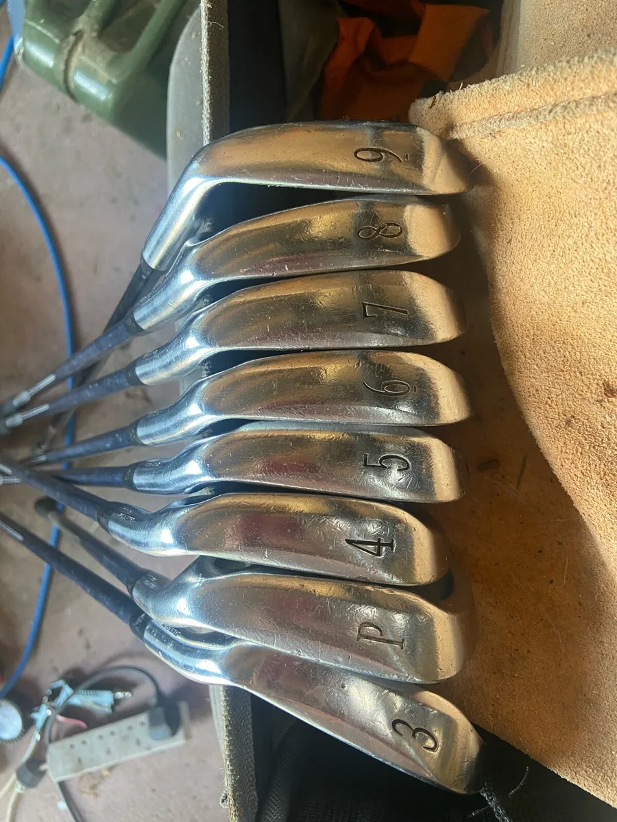 Mizuno mx-23 irons - Image 1
