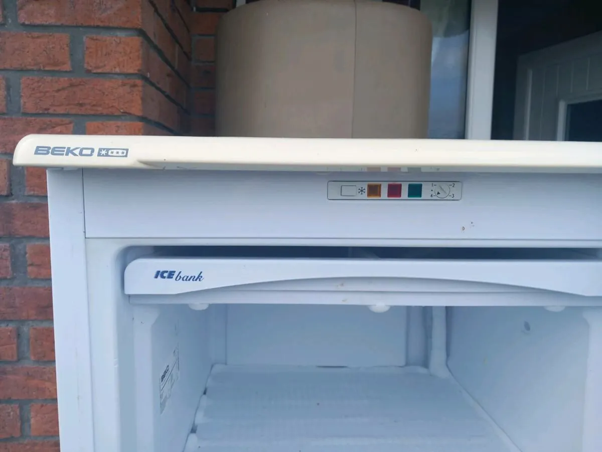 Beko freezer - Image 3