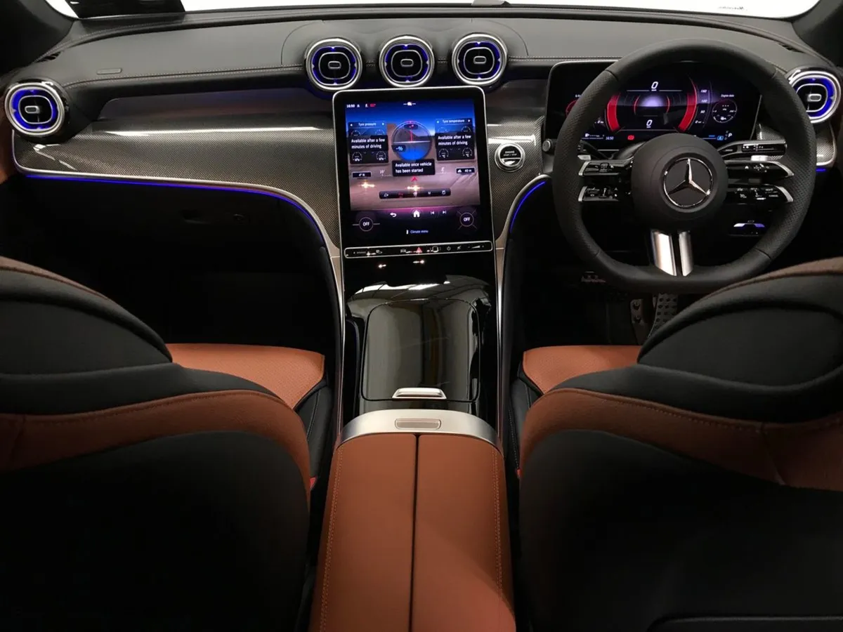 Mercedes-Benz GLC Glc220 D 4matic Premium AMG Line - Image 4