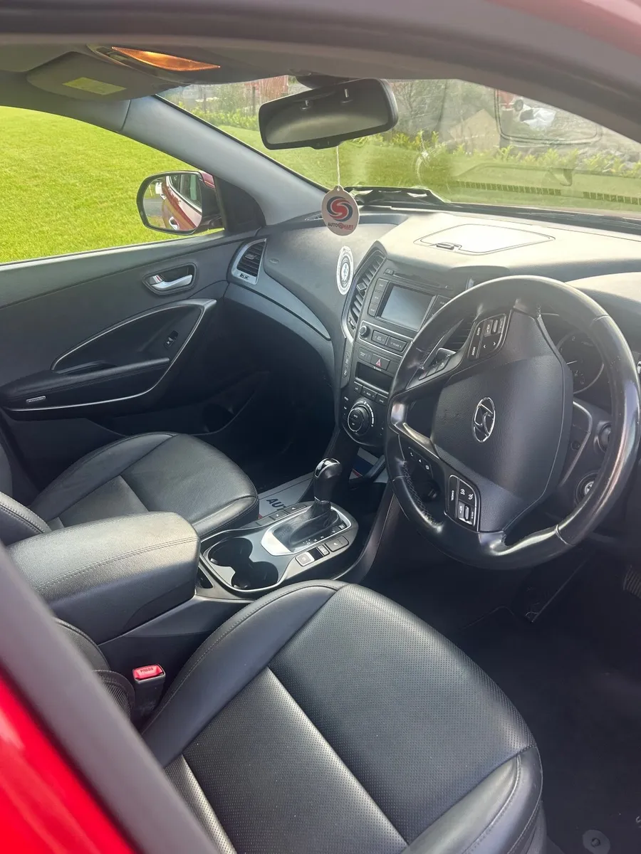 Hyundai Santa Fe 2016 - Image 4