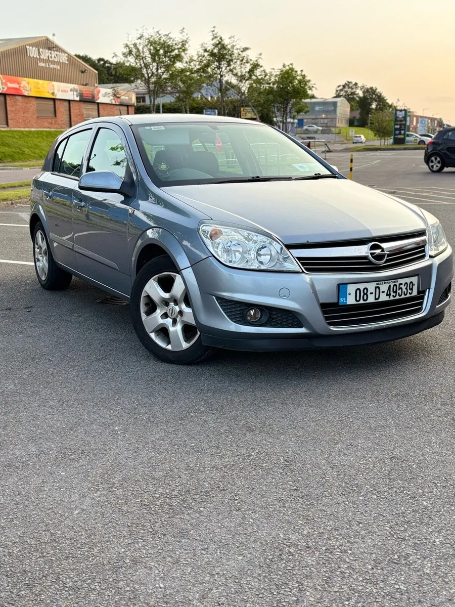 Opel Astra - Image 1