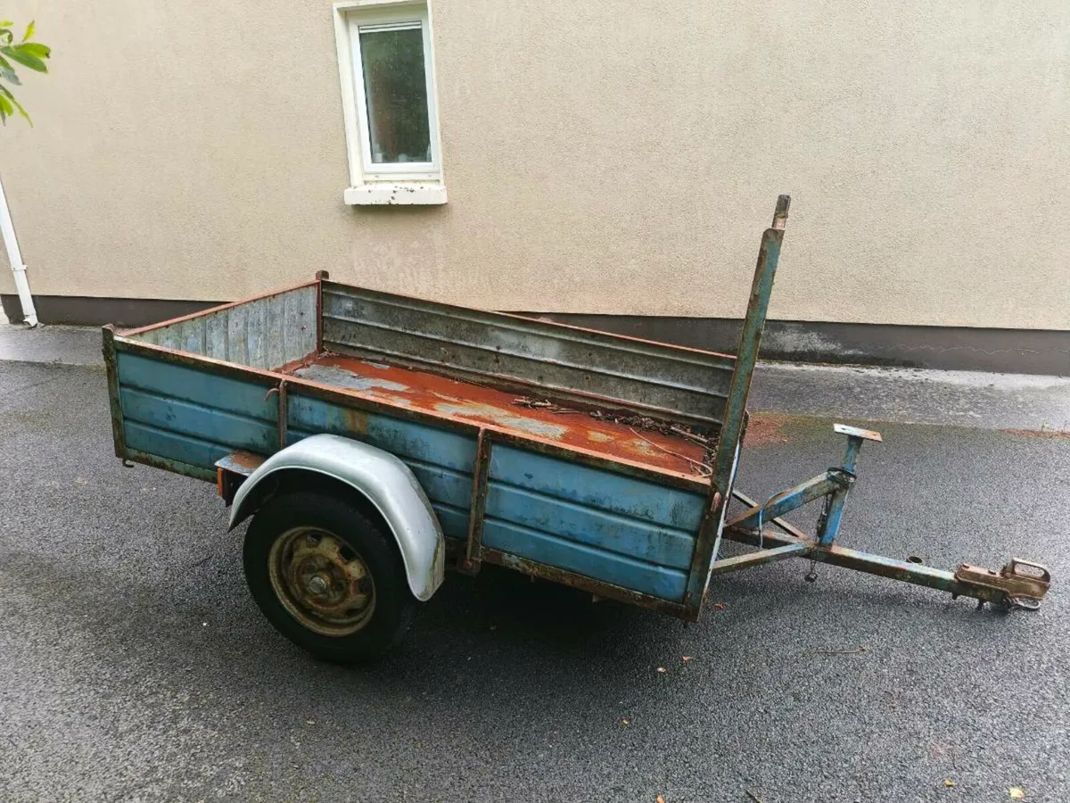 Trailer - Image 2