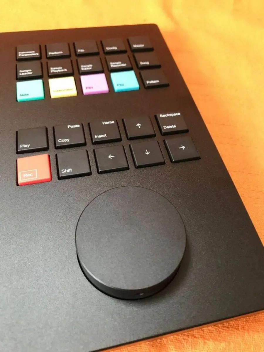 Polyend Tracker + Official Polyend Case – Like New - Image 4