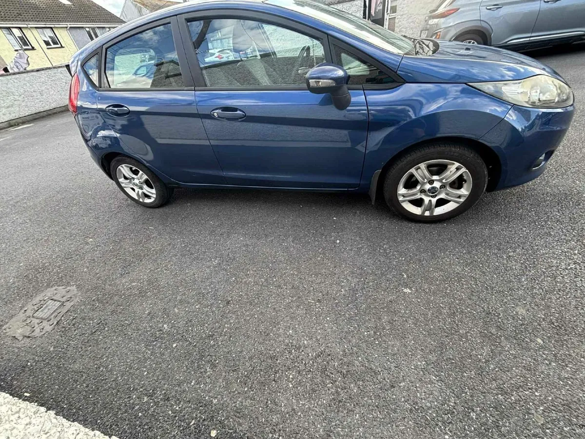 Ford Fiesta 2009 - Image 3
