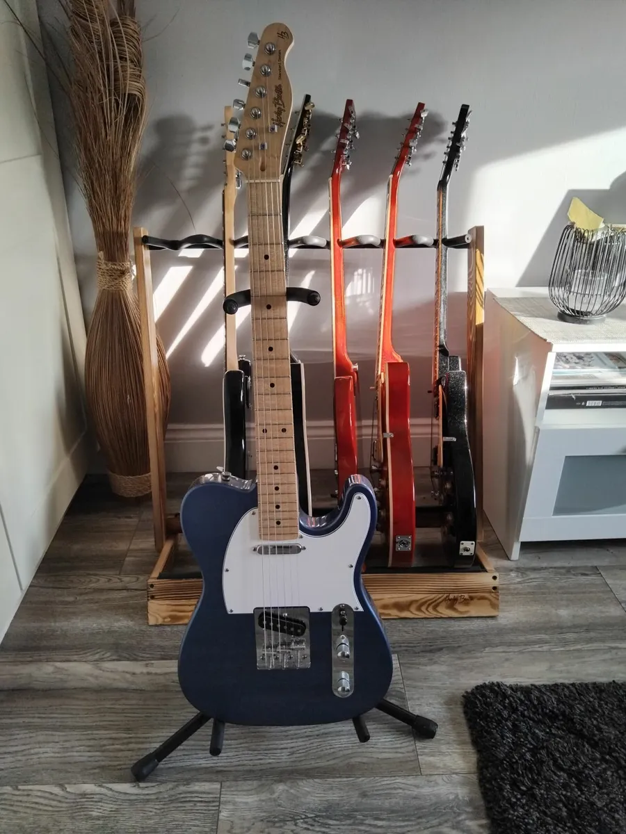 GUITAR - Image 3