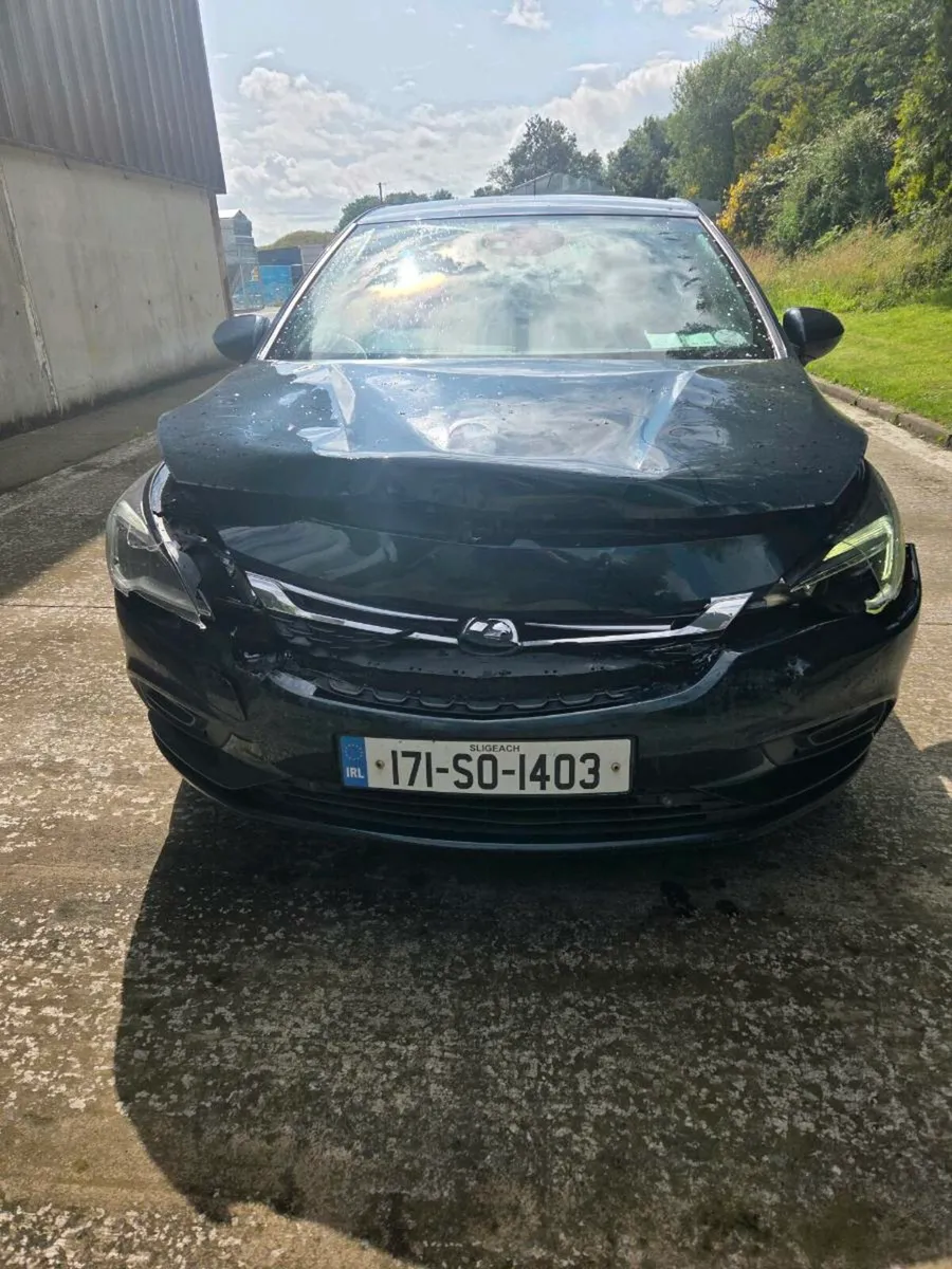 Vauxhall Astra 2017 SRI 1.6cdti Nct&Tax - Image 2