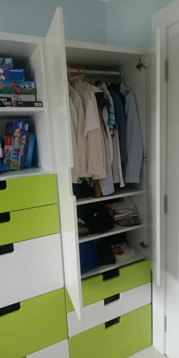 Wardrobes and a bookcase - Image 4