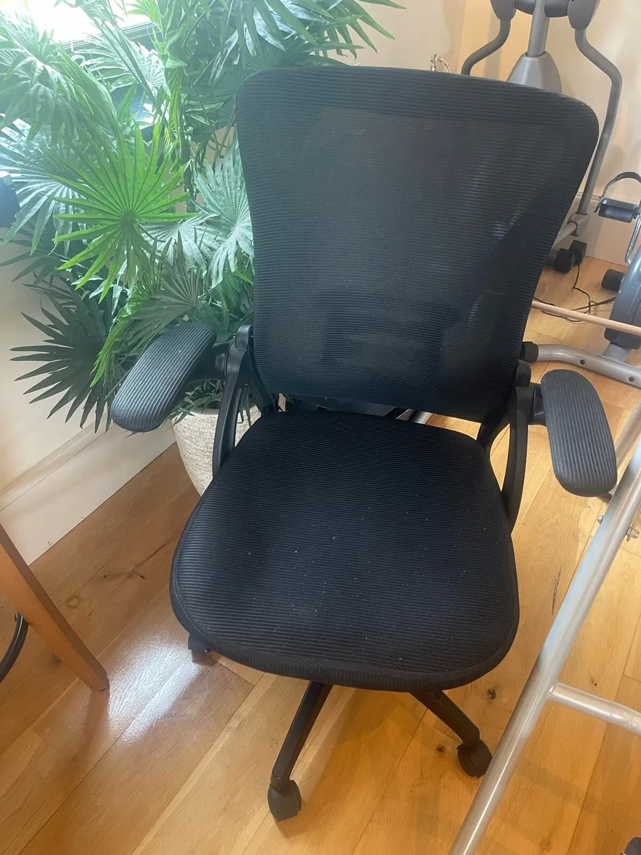 As New - Quality Office Or Study Swivel Chair - Image 1