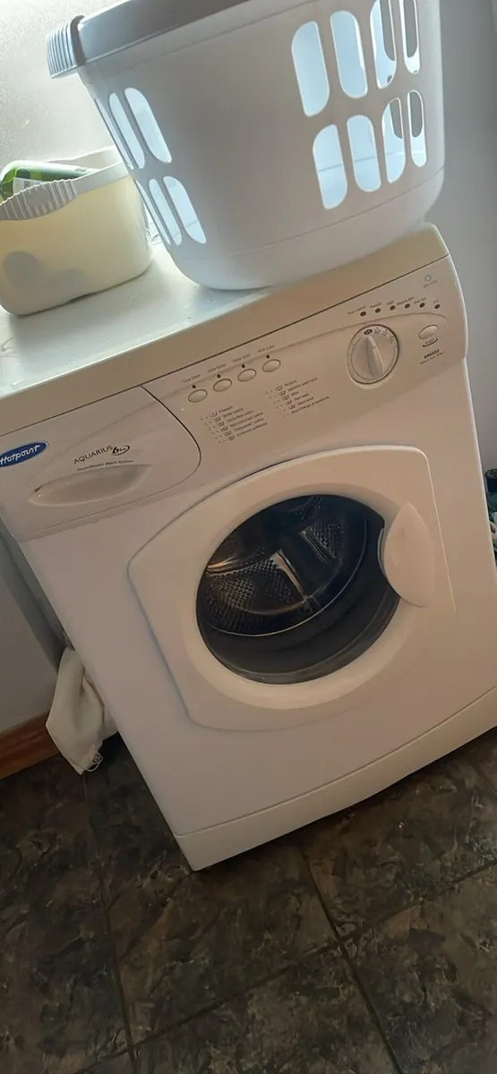 Hot point washing machine 6KG - Image 1