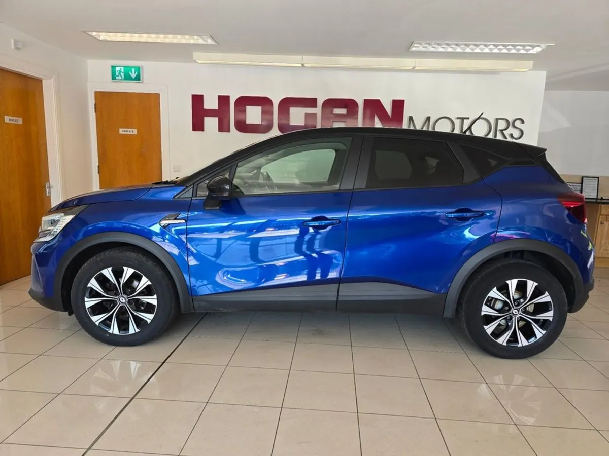 Renault Captur Limited Best Specification - Image 4