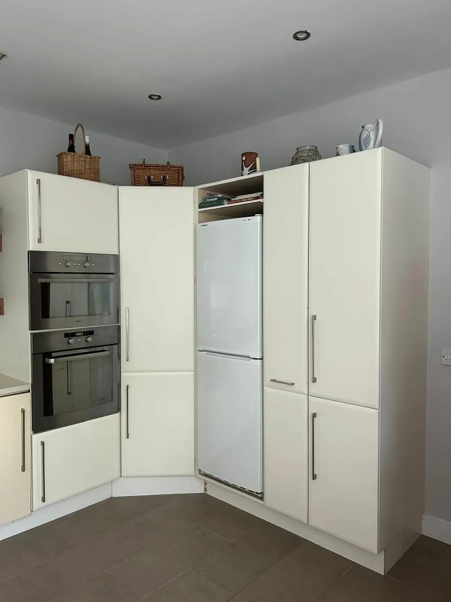 Fitted Kitchen, stone worktop and electrical goods - Image 3