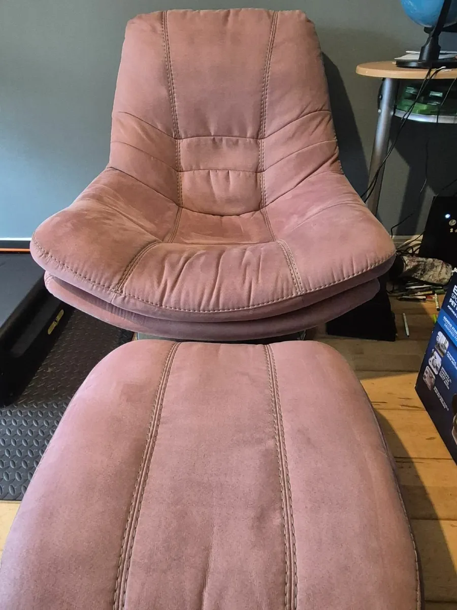 Swivel match foot stool - Image 4