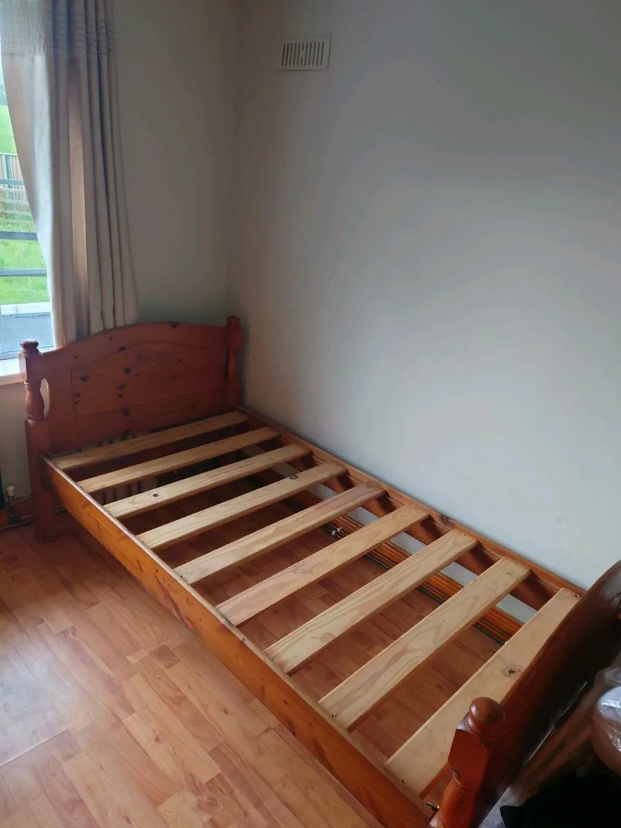 Single bed good condition - Image 2