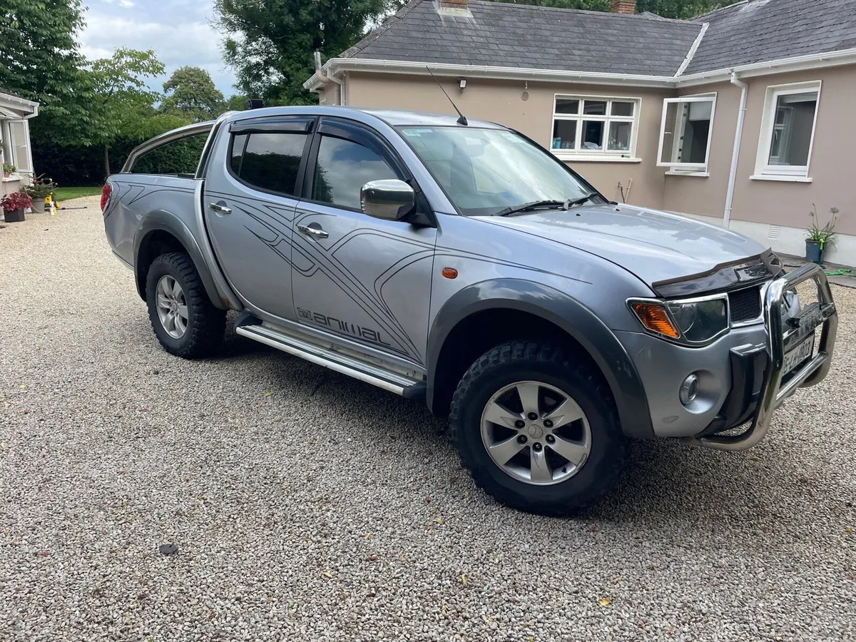 Mitsubishi L200 - Image 1