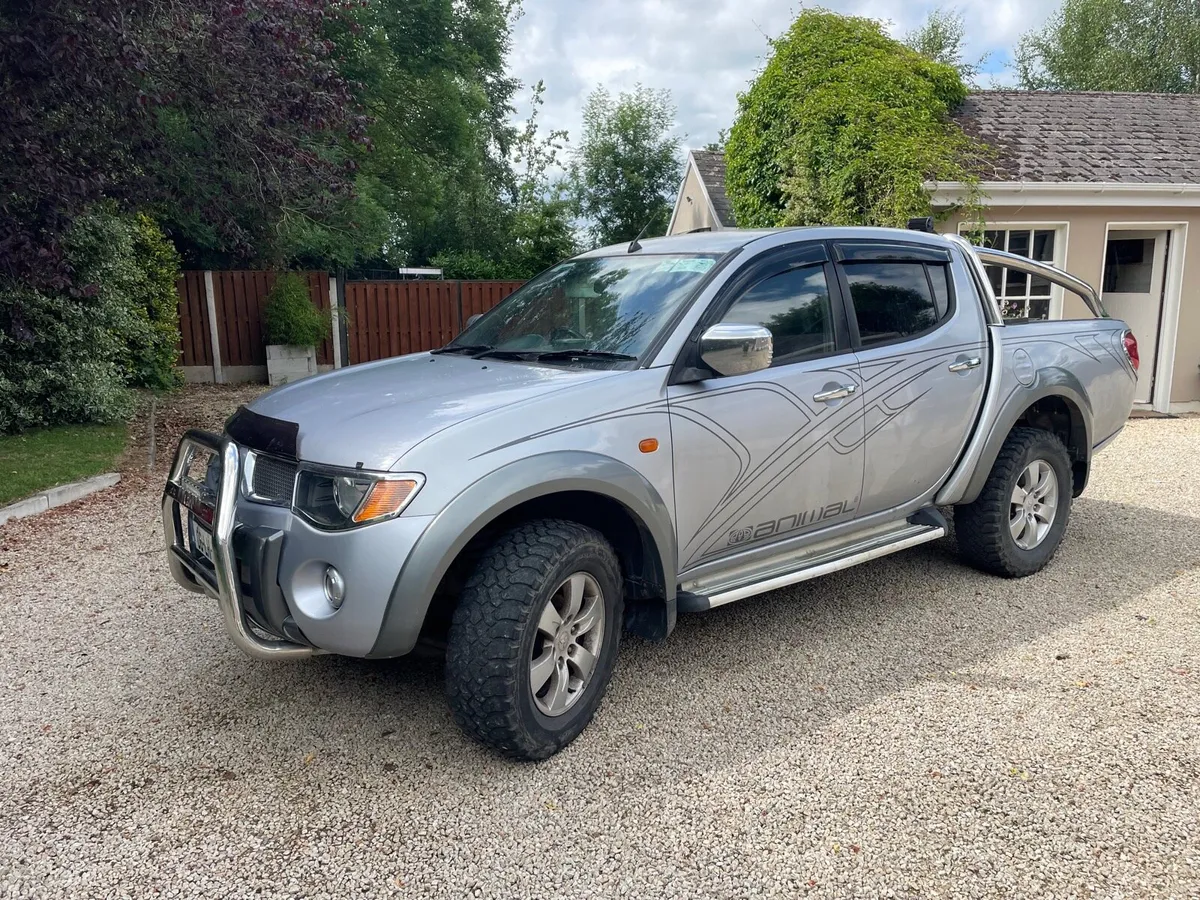 Mitsubishi L200 - Image 2
